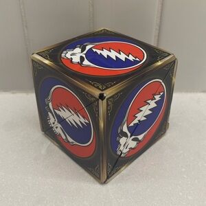 Shashibo Grateful Dead Steal Your Face Magnetic Puzzle Cube